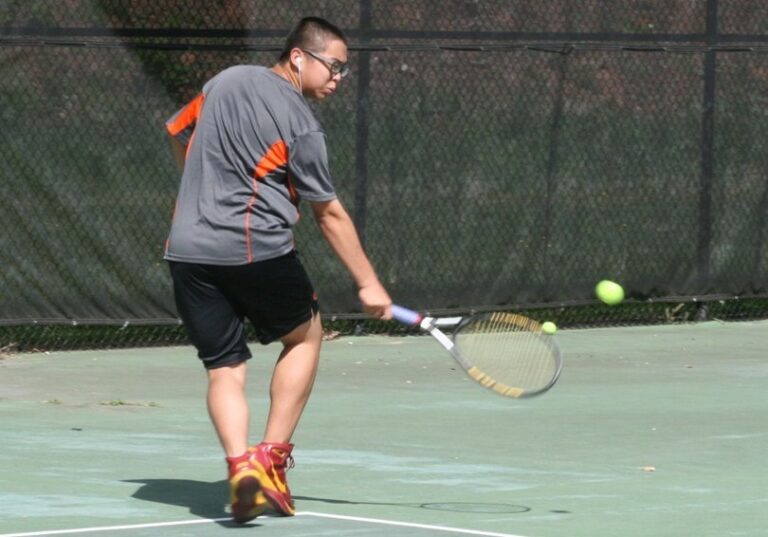Varsity Tennis